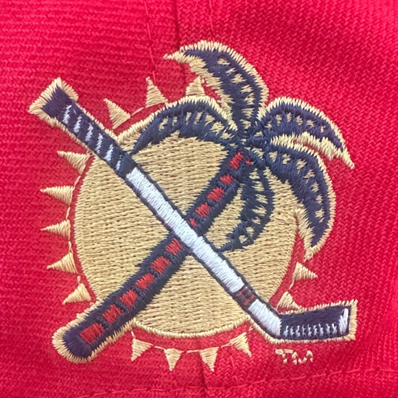 Florida Panthers Logo7 cap. - Picture 6 of 10